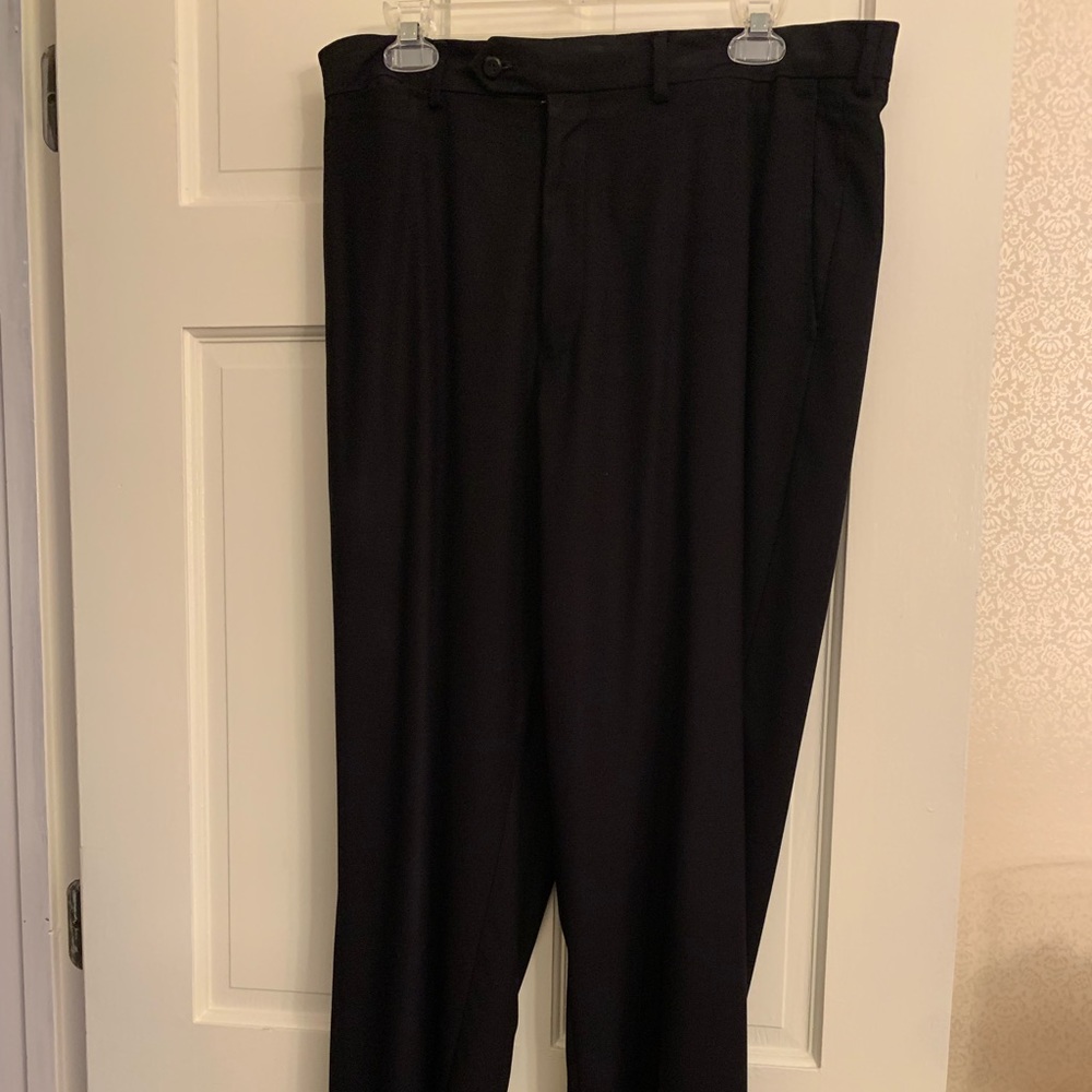 Men’s Stafford Black 34x32 dress pants Flat Front